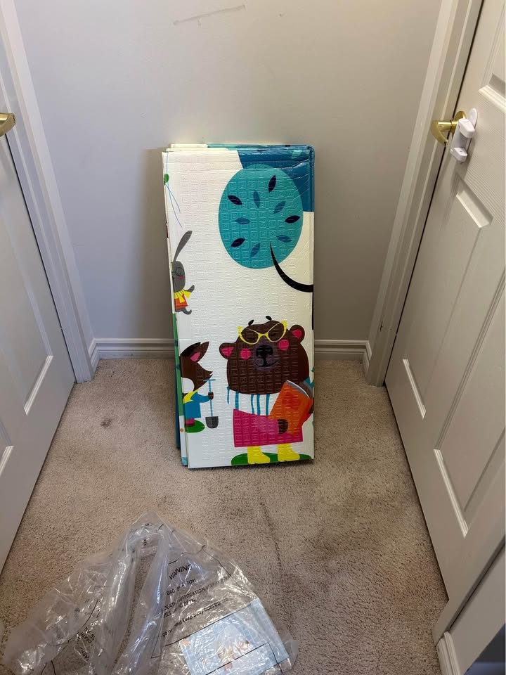 Various Brand New Playpen Playmat Balls Pit