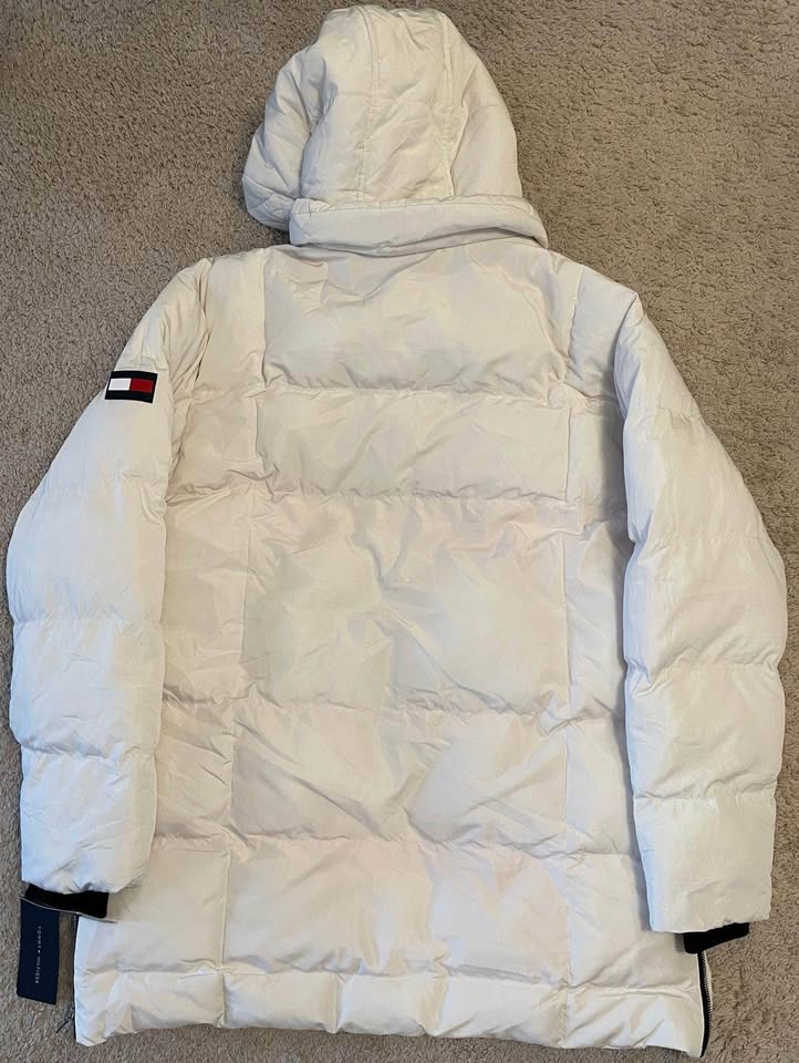 New- Tommy Hilfiger Coats