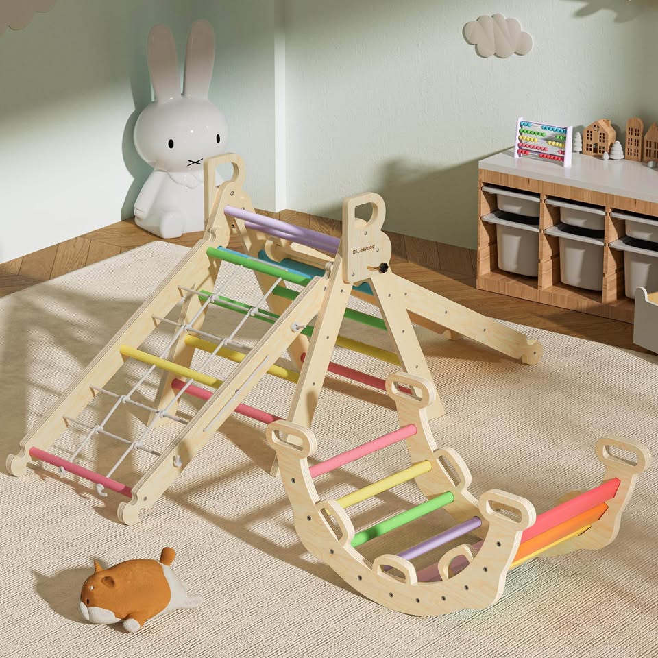 Brand new pikler triangle climbing set