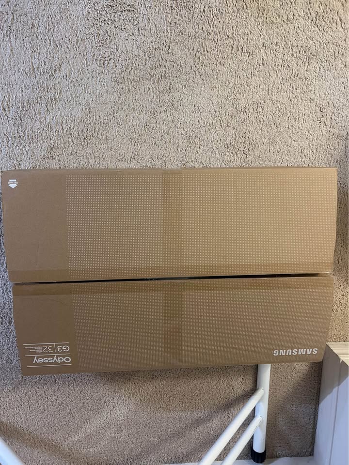 Brand new Samsung 32 inch Odyssey G3