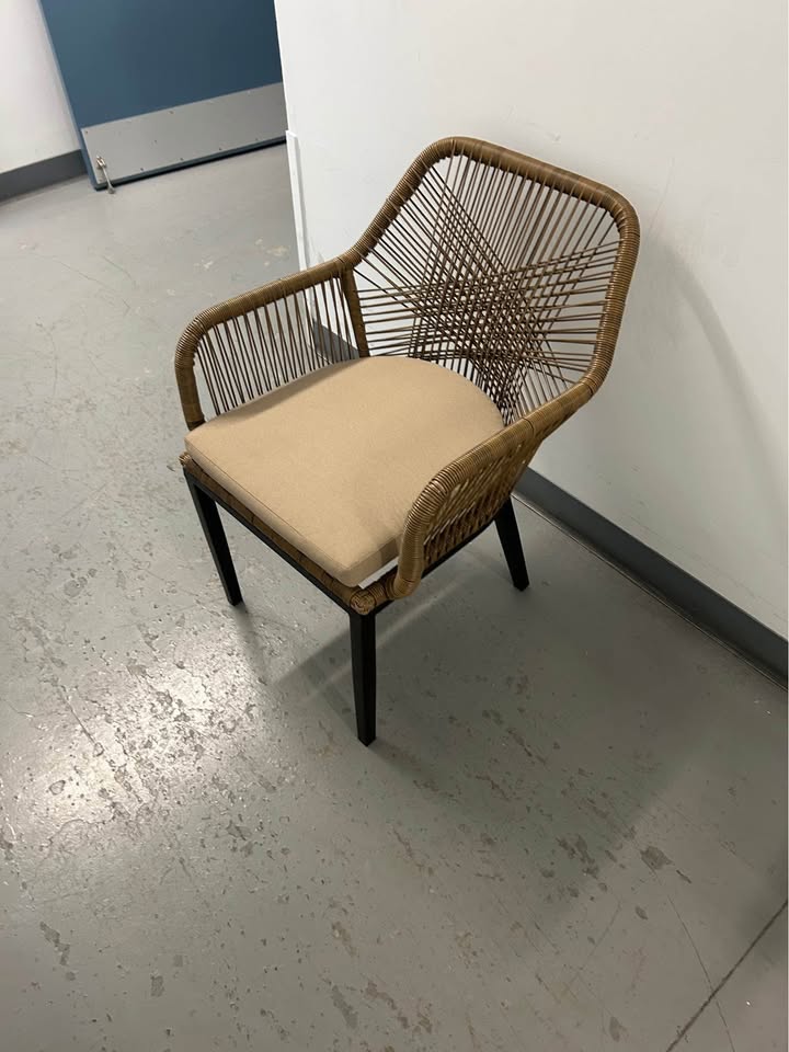 Outdoor patio chair and coffee table