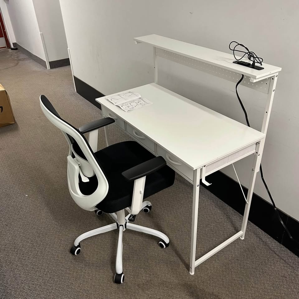 Brand new ergonomic chair and desk