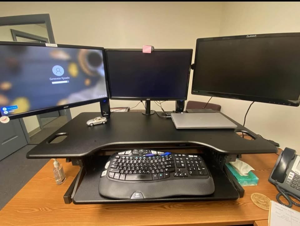 Rocelco 32” Height Adjustable Standing Desk