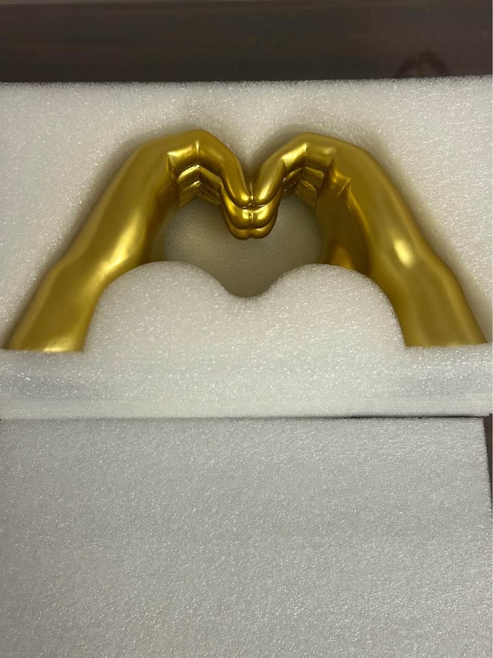Decorating Gold Hand Heart