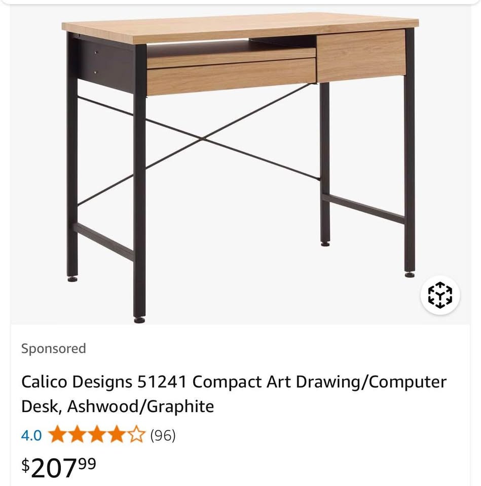 Desk with 2 drawers and 1 keyboard tray