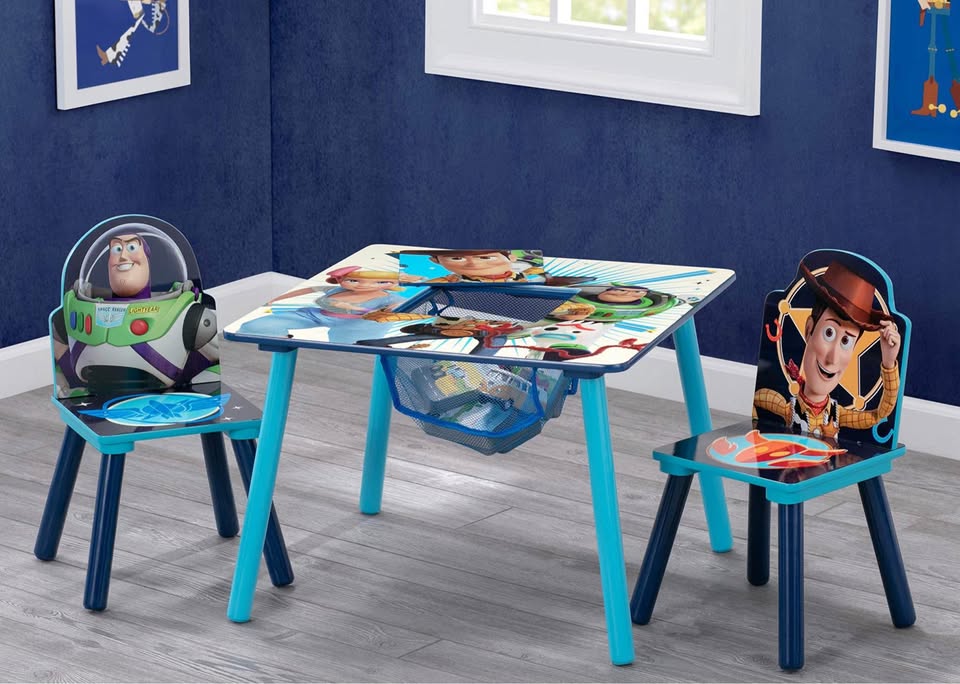 Brand new kids table and chairs set