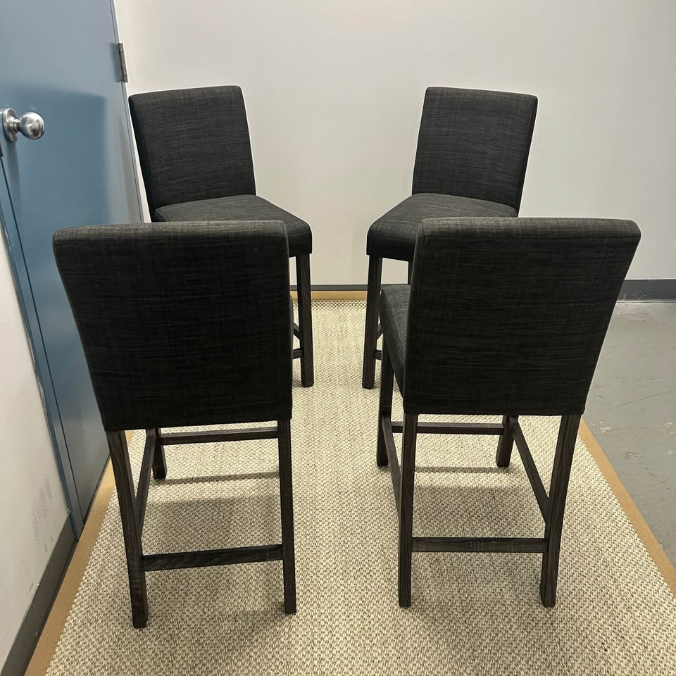 Bar Stools (Set of 4) Brand New just Assembled