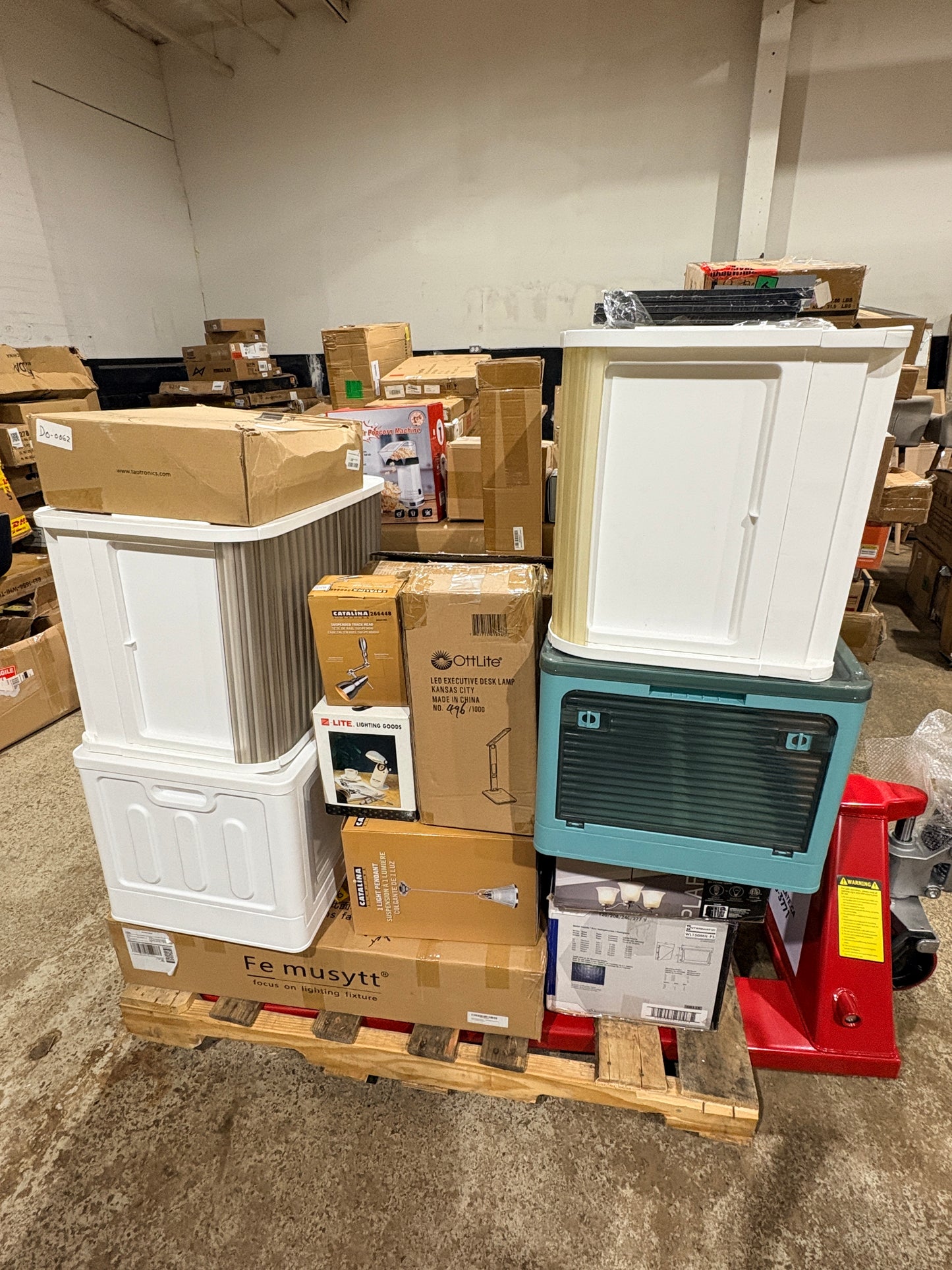 Liquidation Inventory Pallet - $2000+ Value! Home, Baby & Lighting